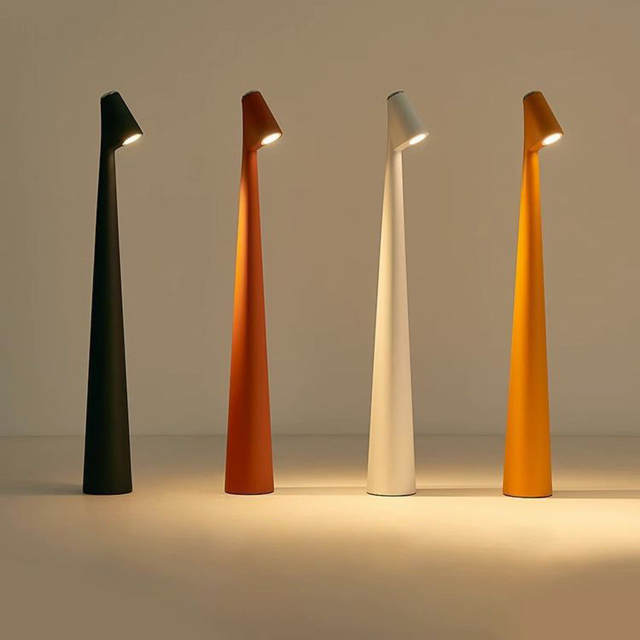 Always Perfect Light with This Modern Wireless Table Lamp