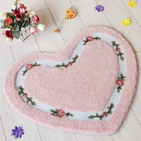 Alfombra de baño con corazón floral y pelo abultado