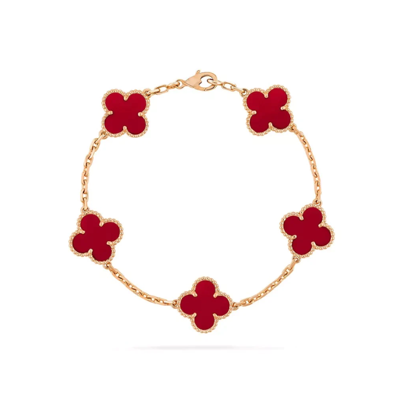 Olvoria | Clover Luck Bracelet | Elegant and Hypoallergenic | Adjustable