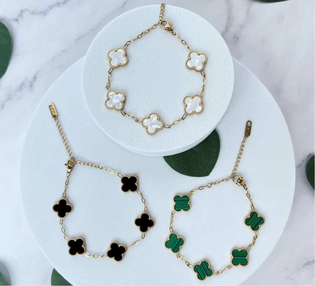 Olvoria | Clover Luck Bracelet | Elegant and Hypoallergenic | Adjustable