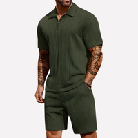 Olvoria | Conjunto de polo texturizado con cremallera de cuarto y pantalones cortos para hombre