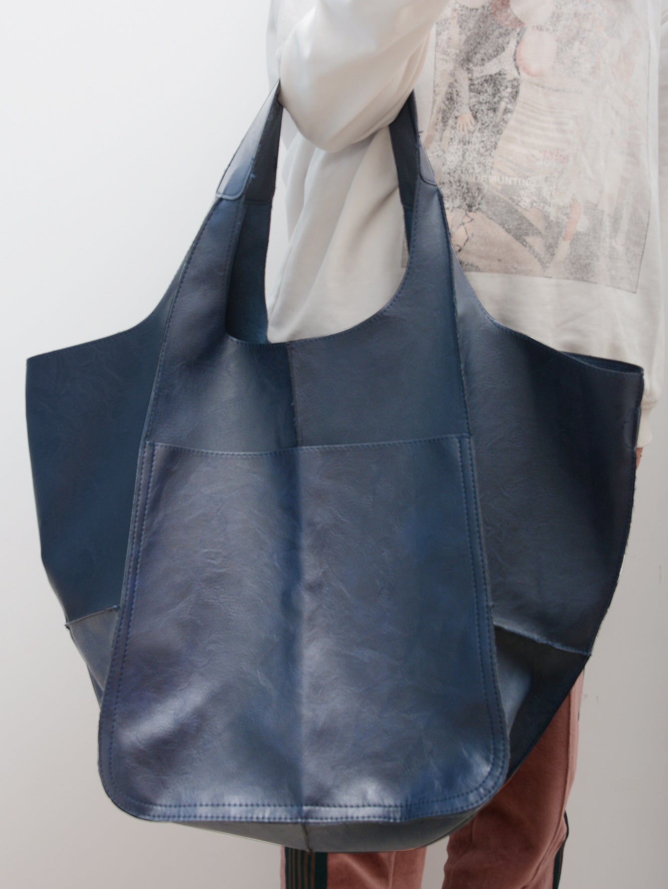 Olvoria | Women's Oversized Tote Bag