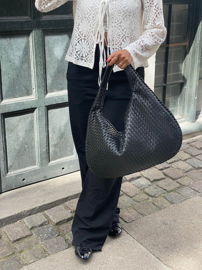 Olvoria | Women's Woven Hobo Bag