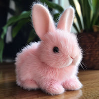 Juguete de conejo de peluche con pelaje suave y detalles